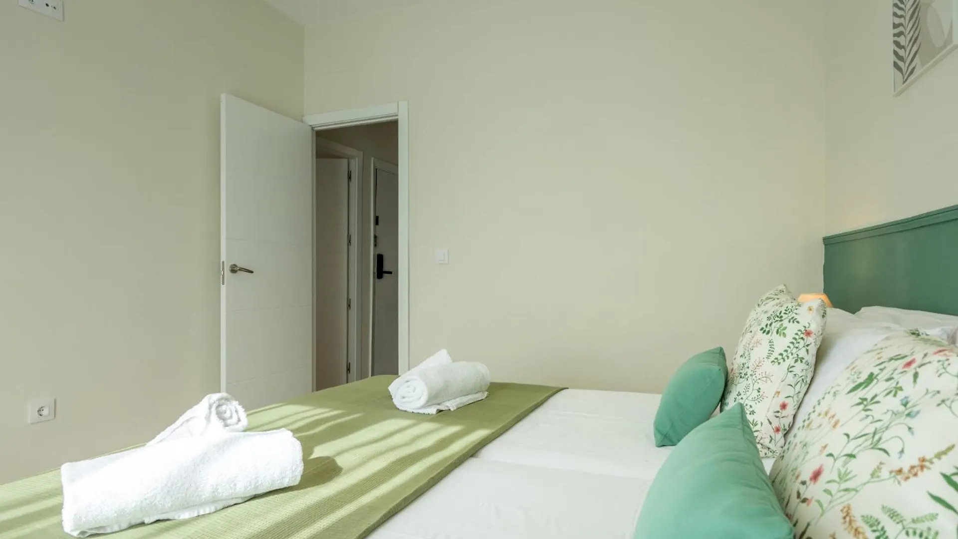 Apartment Bustos Tavera Central Seville