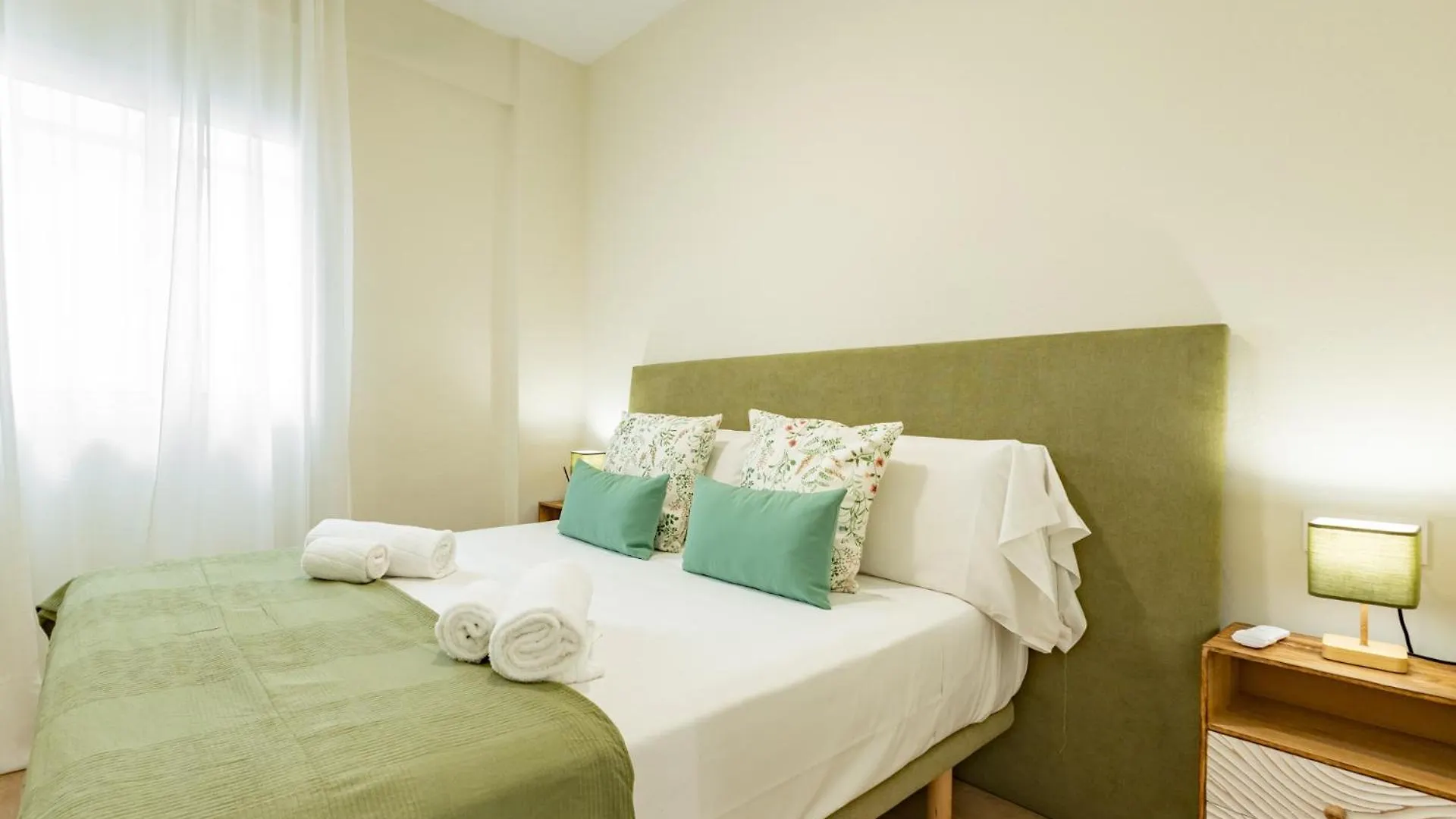 Apartment Bustos Tavera Central Seville Spain