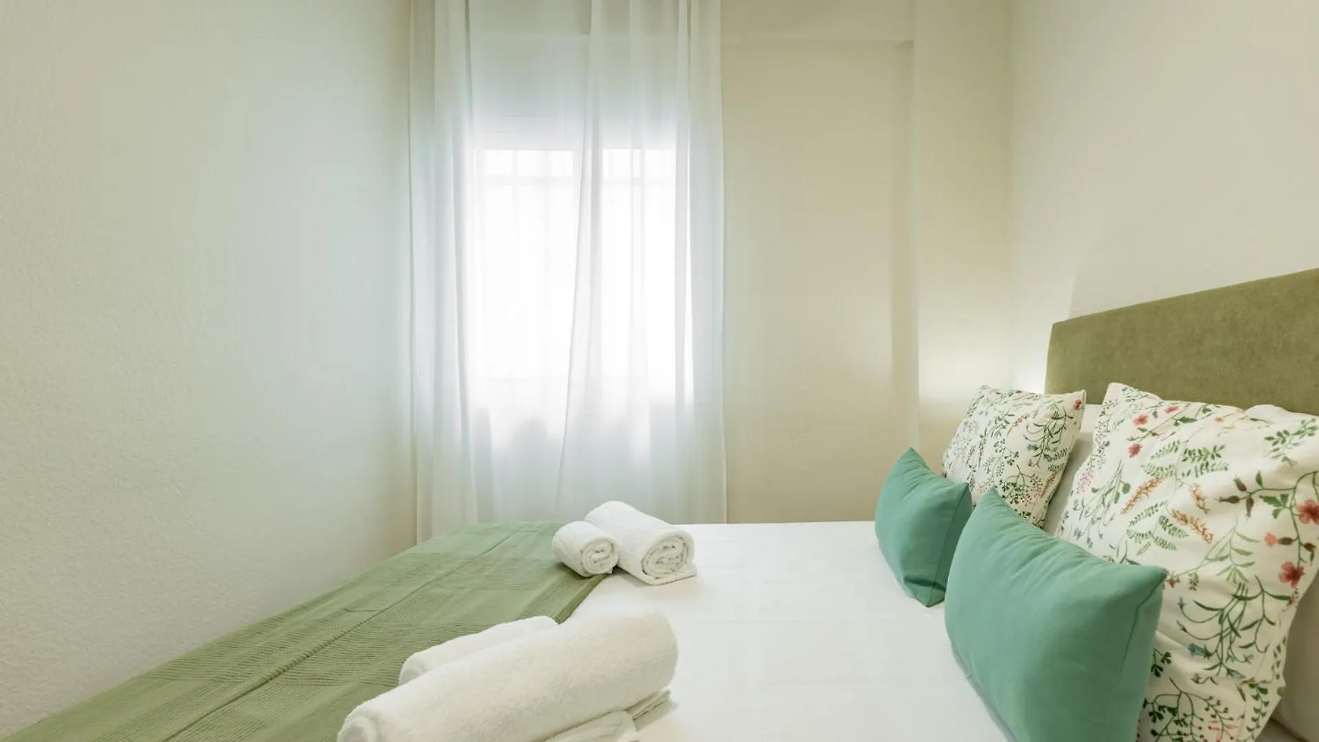 Apartment Bustos Tavera Central Seville Spain