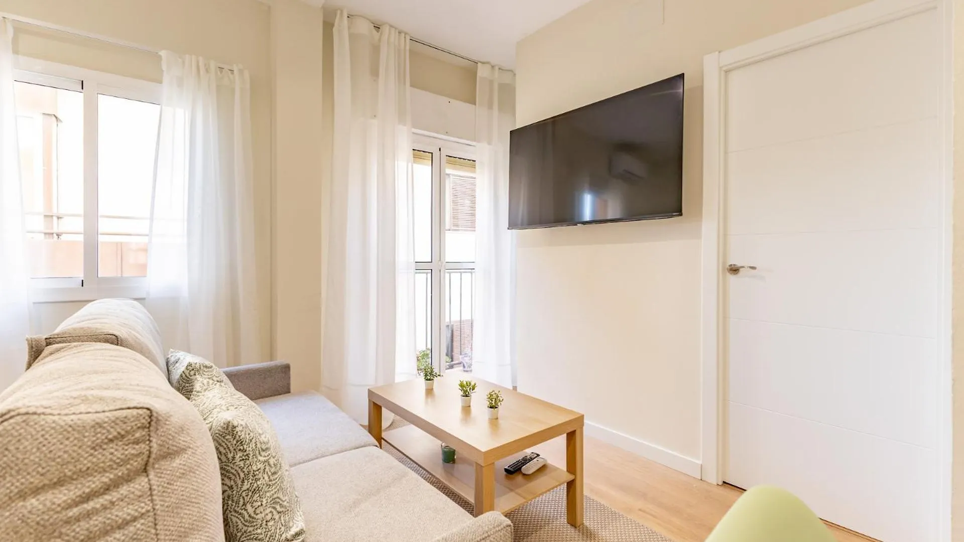 Bustos Tavera Central Seville Apartment