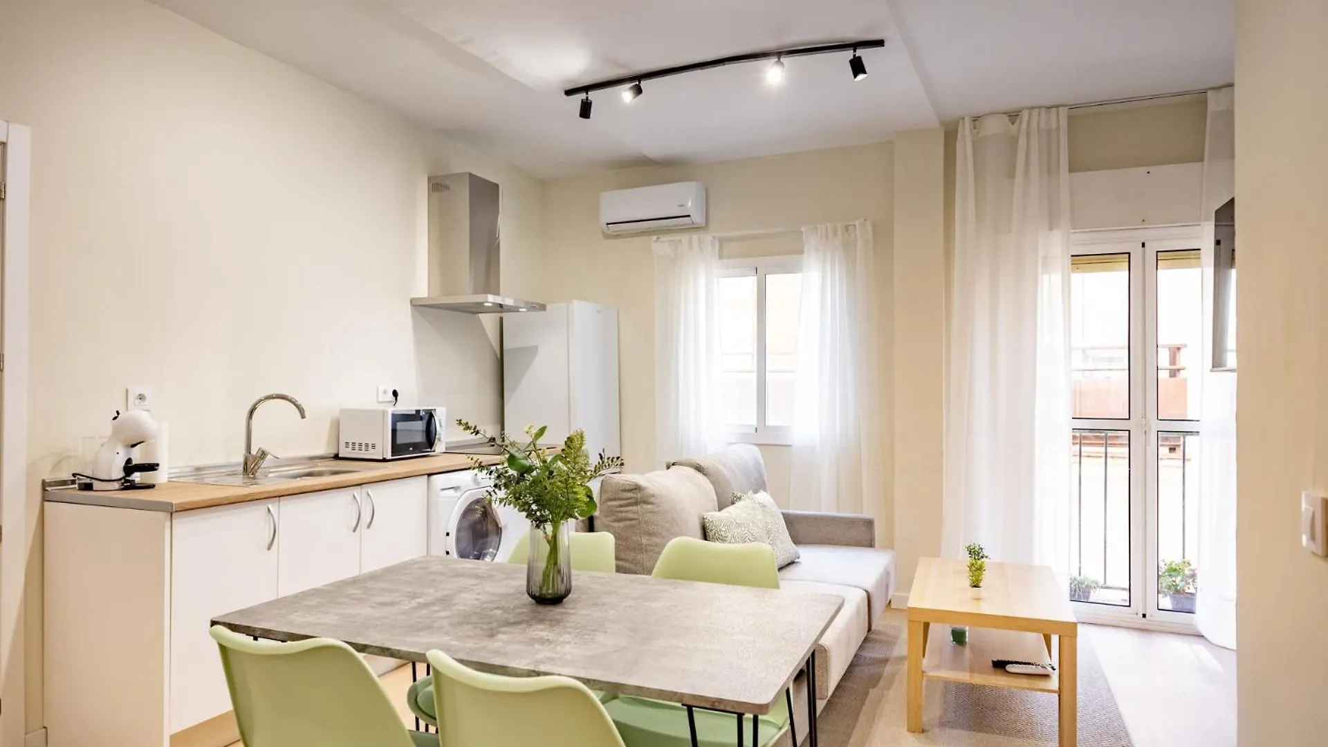 Bustos Tavera Central Seville Apartment